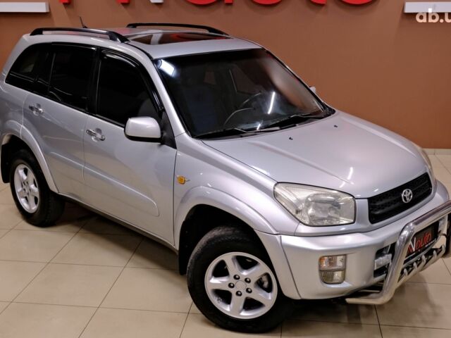 Серый Тойота РАВ 4, объемом двигателя 2 л и пробегом 275 тыс. км за 6900 $, фото 3 на Automoto.ua