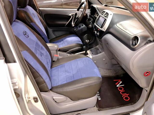 Серый Тойота РАВ 4, объемом двигателя 2 л и пробегом 275 тыс. км за 6900 $, фото 36 на Automoto.ua