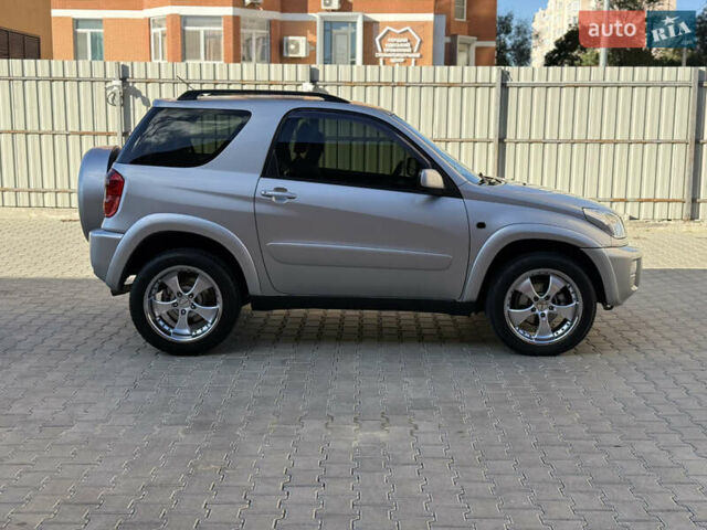 Сірий Тойота РАВ 4, об'ємом двигуна 2 л та пробігом 239 тис. км за 7300 $, фото 6 на Automoto.ua