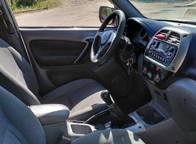 Серый Тойота РАВ 4, объемом двигателя 0 л и пробегом 245 тыс. км за 2305 $, фото 4 на Automoto.ua