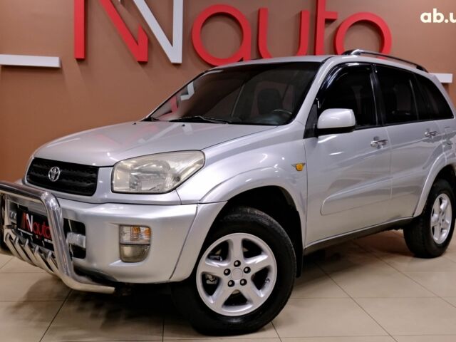 Серый Тойота РАВ 4, объемом двигателя 2 л и пробегом 275 тыс. км за 6900 $, фото 1 на Automoto.ua