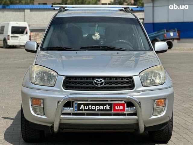 Серый Тойота РАВ 4, объемом двигателя 2 л и пробегом 204 тыс. км за 7190 $, фото 1 на Automoto.ua