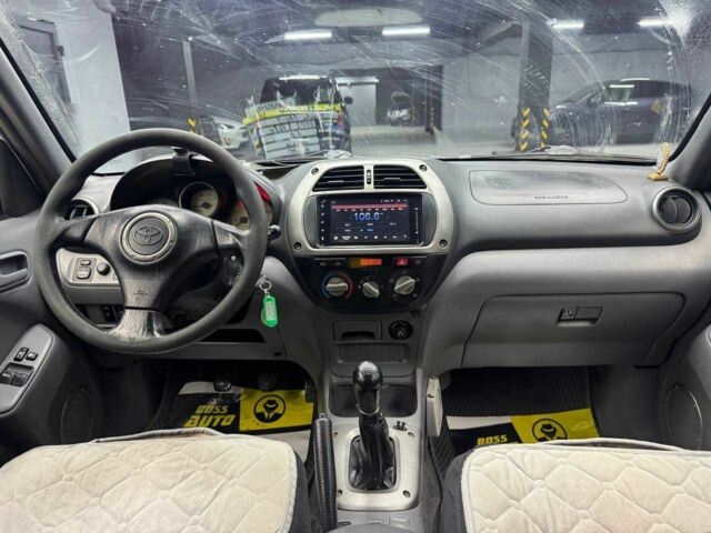 Серый Тойота РАВ 4, объемом двигателя 2 л и пробегом 468 тыс. км за 5999 $, фото 8 на Automoto.ua