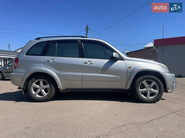Серый Тойота РАВ 4, объемом двигателя 2 л и пробегом 266 тыс. км за 4999 $, фото 5 на Automoto.ua