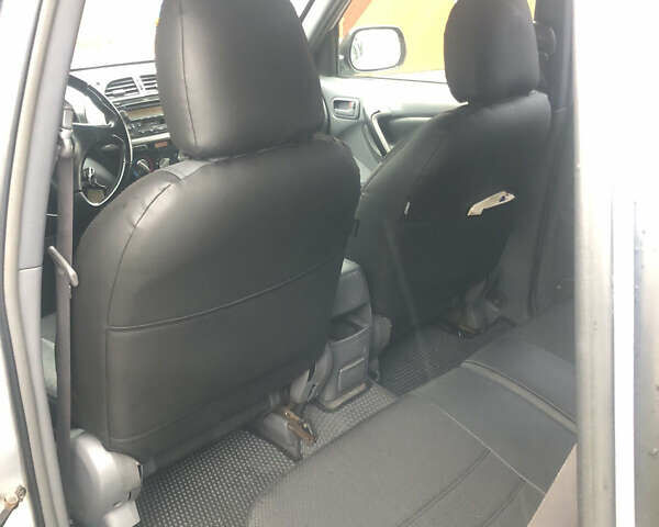 Серый Тойота РАВ 4, объемом двигателя 2 л и пробегом 510 тыс. км за 6800 $, фото 19 на Automoto.ua