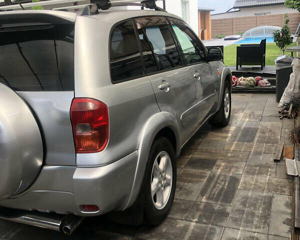 Серый Тойота РАВ 4, объемом двигателя 2 л и пробегом 510 тыс. км за 6800 $, фото 7 на Automoto.ua