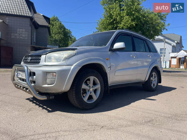 Серый Тойота РАВ 4, объемом двигателя 2 л и пробегом 266 тыс. км за 4999 $, фото 1 на Automoto.ua