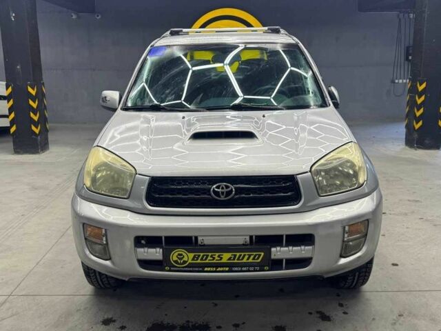 Серый Тойота РАВ 4, объемом двигателя 2 л и пробегом 468 тыс. км за 5999 $, фото 1 на Automoto.ua