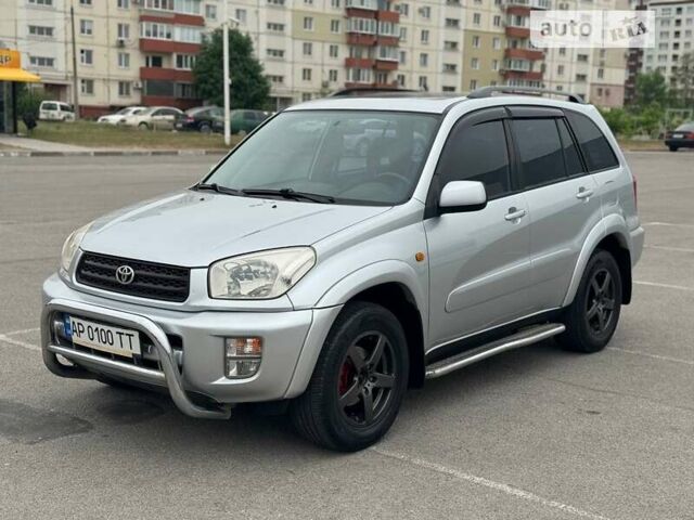 Сірий Тойота РАВ 4, об'ємом двигуна 2 л та пробігом 203 тис. км за 7999 $, фото 1 на Automoto.ua