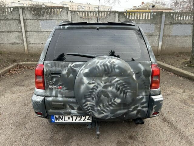 Серый Тойота РАВ 4, объемом двигателя 2 л и пробегом 288 тыс. км за 3400 $, фото 5 на Automoto.ua