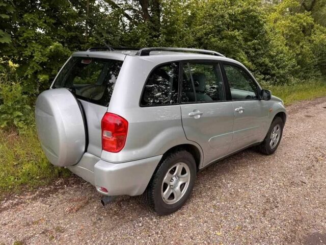 Серый Тойота РАВ 4, объемом двигателя 2 л и пробегом 147 тыс. км за 1700 $, фото 4 на Automoto.ua