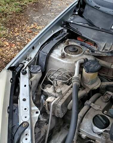 Серый Тойота РАВ 4, объемом двигателя 2 л и пробегом 325 тыс. км за 5999 $, фото 14 на Automoto.ua