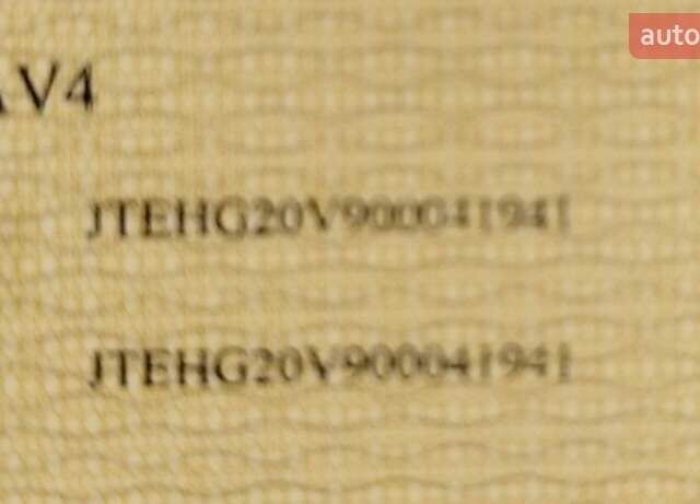 Серый Тойота РАВ 4, объемом двигателя 2 л и пробегом 300 тыс. км за 4200 $, фото 13 на Automoto.ua
