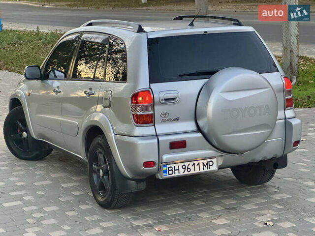 Сірий Тойота РАВ 4, об'ємом двигуна 2 л та пробігом 198 тис. км за 6999 $, фото 7 на Automoto.ua