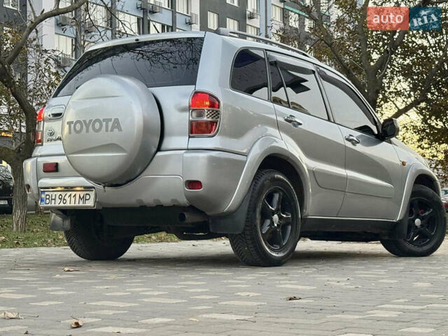 Сірий Тойота РАВ 4, об'ємом двигуна 2 л та пробігом 198 тис. км за 6999 $, фото 24 на Automoto.ua