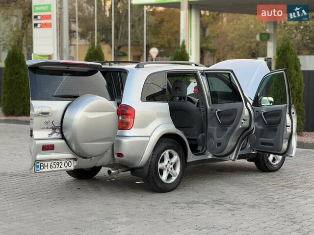 Серый Тойота РАВ 4, объемом двигателя 2 л и пробегом 180 тыс. км за 7000 $, фото 33 на Automoto.ua