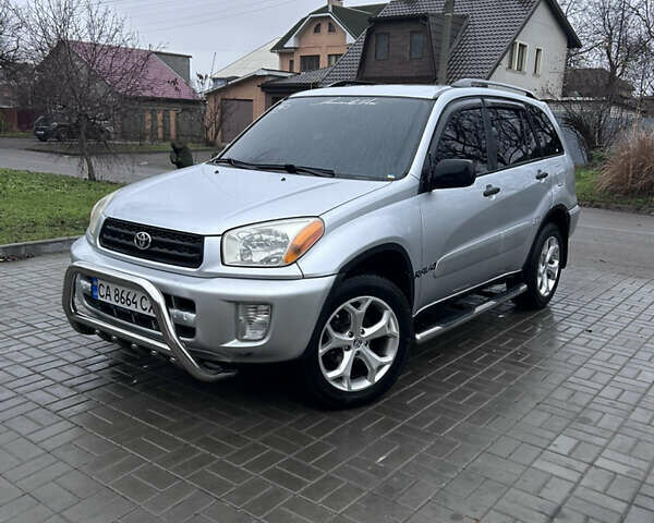 Серый Тойота РАВ 4, объемом двигателя 2 л и пробегом 250 тыс. км за 6200 $, фото 3 на Automoto.ua