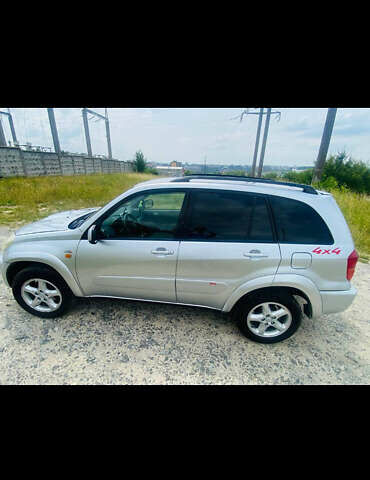 Серый Тойота РАВ 4, объемом двигателя 2 л и пробегом 306 тыс. км за 6800 $, фото 17 на Automoto.ua