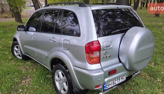 Сірий Тойота РАВ 4, об'ємом двигуна 2 л та пробігом 340 тис. км за 5555 $, фото 5 на Automoto.ua