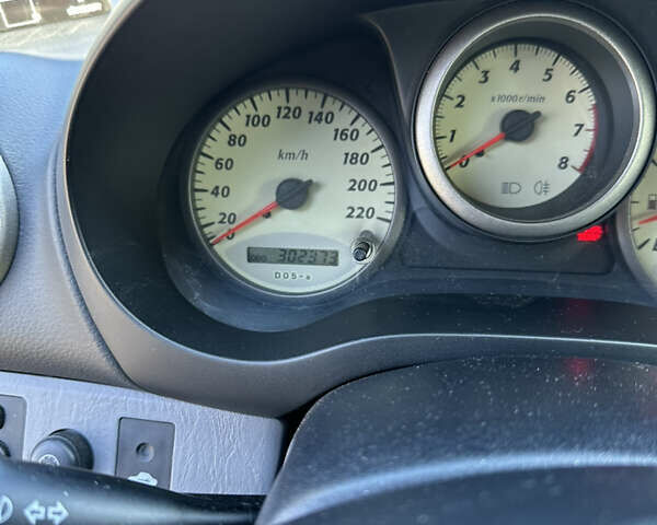 Серый Тойота РАВ 4, объемом двигателя 2 л и пробегом 302 тыс. км за 6800 $, фото 8 на Automoto.ua