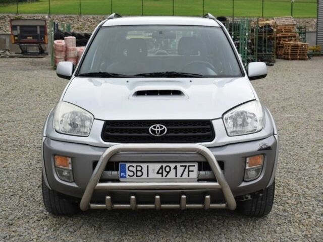 Сірий Тойота РАВ 4, об'ємом двигуна 2 л та пробігом 250 тис. км за 2001 $, фото 2 на Automoto.ua