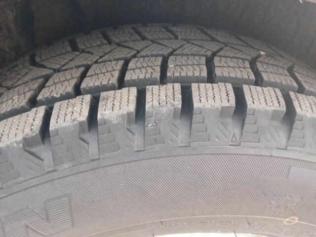 Серый Тойота РАВ 4, объемом двигателя 2 л и пробегом 280 тыс. км за 5900 $, фото 5 на Automoto.ua