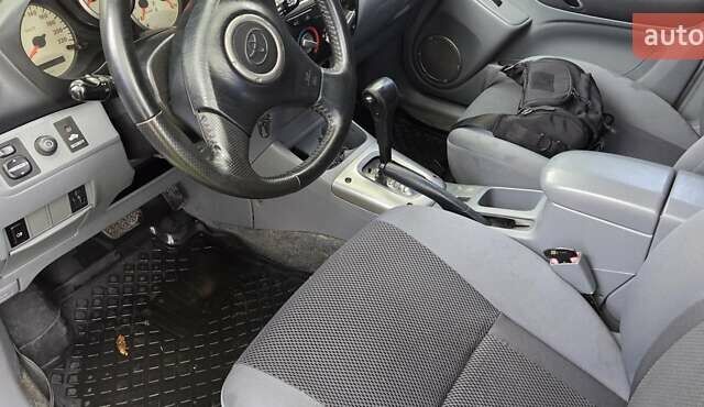 Сірий Тойота РАВ 4, об'ємом двигуна 2 л та пробігом 340 тис. км за 5555 $, фото 15 на Automoto.ua