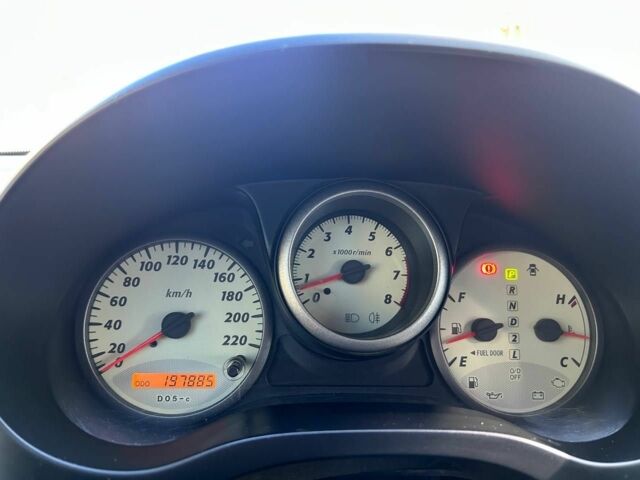 Серый Тойота РАВ 4, объемом двигателя 2 л и пробегом 198 тыс. км за 7000 $, фото 8 на Automoto.ua