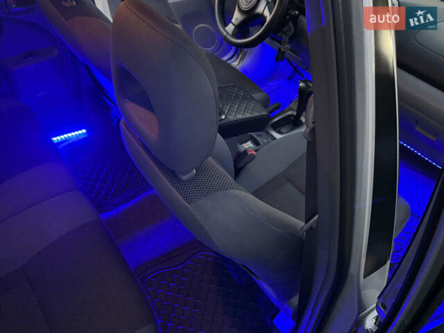 Сірий Тойота РАВ 4, об'ємом двигуна 2 л та пробігом 198 тис. км за 6999 $, фото 18 на Automoto.ua