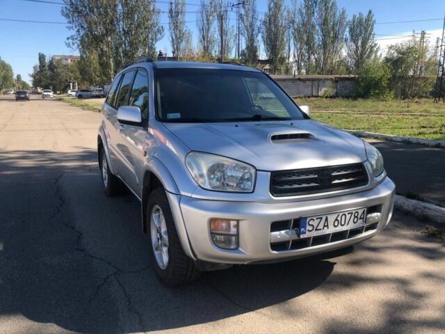 Серый Тойота РАВ 4, объемом двигателя 2 л и пробегом 340 тыс. км за 3500 $, фото 3 на Automoto.ua