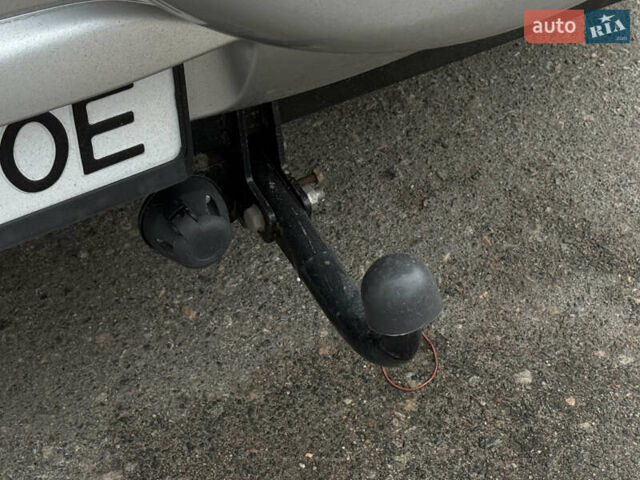 Сірий Тойота РАВ 4, об'ємом двигуна 2 л та пробігом 210 тис. км за 6999 $, фото 25 на Automoto.ua