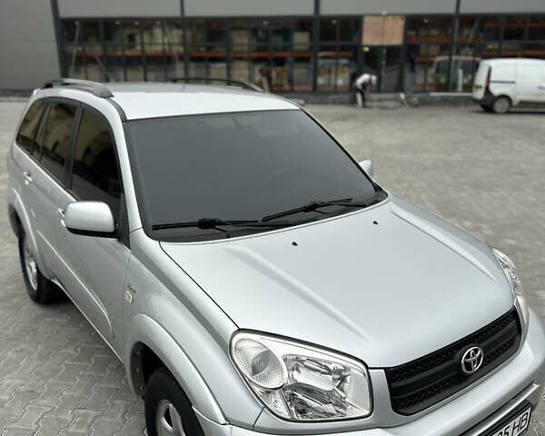 Серый Тойота РАВ 4, объемом двигателя 2 л и пробегом 286 тыс. км за 6200 $, фото 10 на Automoto.ua