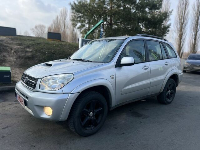 Сірий Тойота РАВ 4, об'ємом двигуна 2.2 л та пробігом 206 тис. км за 4800 $, фото 13 на Automoto.ua
