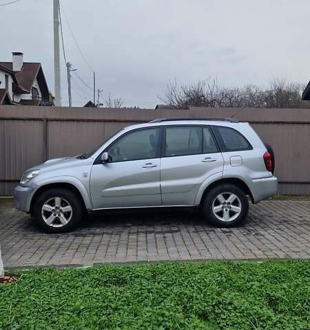 Серый Тойота РАВ 4, объемом двигателя 2 л и пробегом 265 тыс. км за 6000 $, фото 11 на Automoto.ua