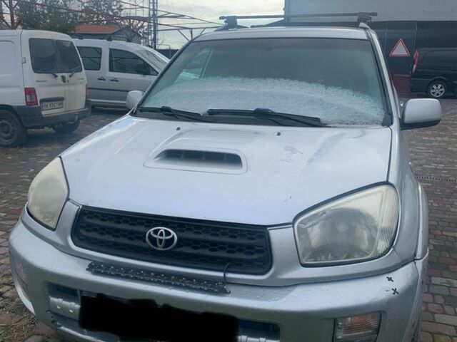 Серый Тойота РАВ 4, объемом двигателя 2 л и пробегом 360 тыс. км за 3500 $, фото 2 на Automoto.ua