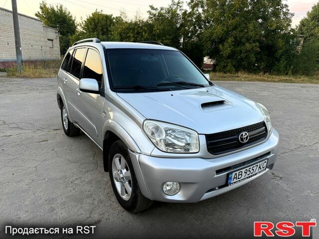 Серый Тойота РАВ 4, объемом двигателя 2 л и пробегом 270 тыс. км за 6300 $, фото 3 на Automoto.ua