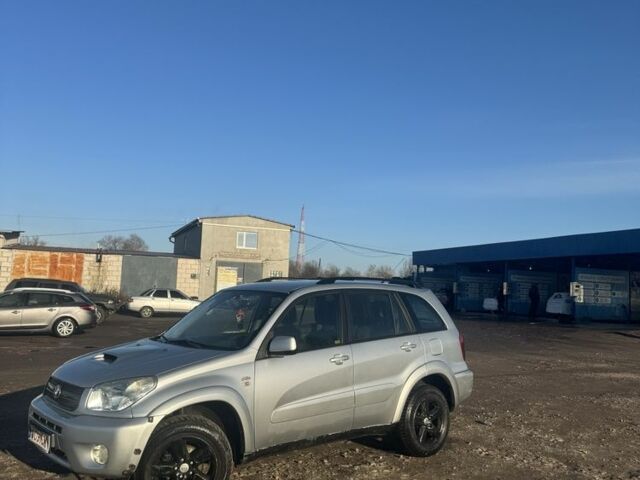 Сірий Тойота РАВ 4, об'ємом двигуна 2.2 л та пробігом 206 тис. км за 4800 $, фото 7 на Automoto.ua