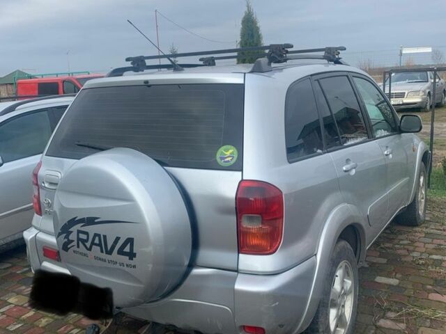 Серый Тойота РАВ 4, объемом двигателя 2 л и пробегом 360 тыс. км за 3500 $, фото 3 на Automoto.ua