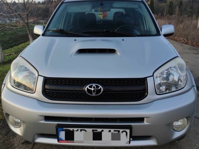 Серый Тойота РАВ 4, объемом двигателя 2 л и пробегом 320 тыс. км за 3800 $, фото 9 на Automoto.ua