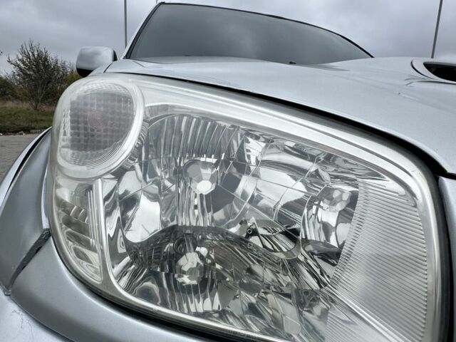 Серый Тойота РАВ 4, объемом двигателя 2 л и пробегом 390 тыс. км за 3850 $, фото 6 на Automoto.ua