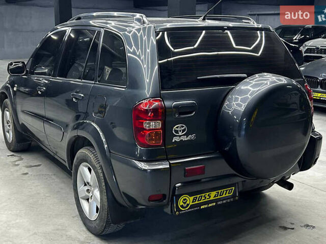 Сірий Тойота РАВ 4, об'ємом двигуна 2 л та пробігом 257 тис. км за 10200 $, фото 3 на Automoto.ua