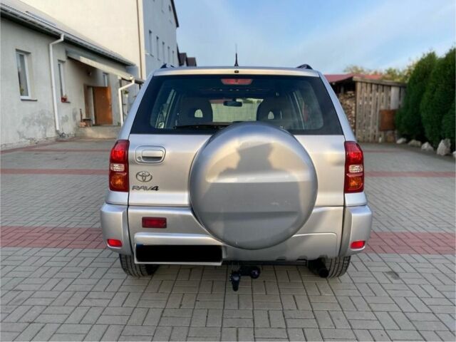 Сірий Тойота РАВ 4, об'ємом двигуна 2 л та пробігом 300 тис. км за 2500 $, фото 3 на Automoto.ua