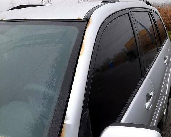 Серый Тойота РАВ 4, объемом двигателя 2 л и пробегом 331 тыс. км за 5500 $, фото 2 на Automoto.ua