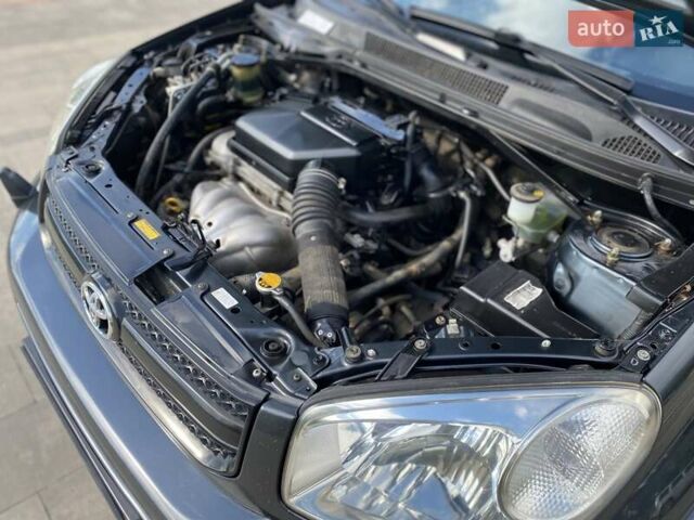 Серый Тойота РАВ 4, объемом двигателя 2 л и пробегом 257 тыс. км за 8800 $, фото 5 на Automoto.ua