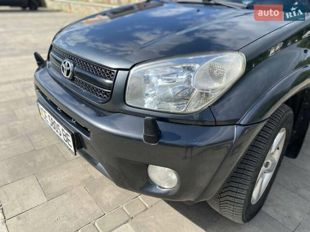 Сірий Тойота РАВ 4, об'ємом двигуна 2 л та пробігом 257 тис. км за 9500 $, фото 5 на Automoto.ua
