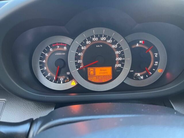 Сірий Тойота РАВ 4, об'ємом двигуна 2 л та пробігом 145 тис. км за 10500 $, фото 22 на Automoto.ua