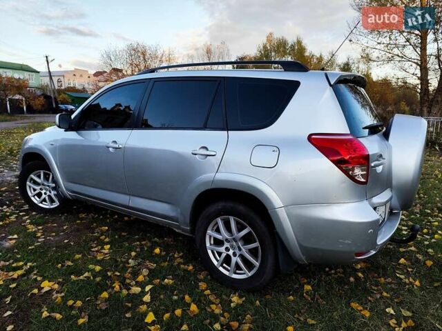 Серый Тойота РАВ 4, объемом двигателя 2.4 л и пробегом 283 тыс. км за 8200 $, фото 13 на Automoto.ua