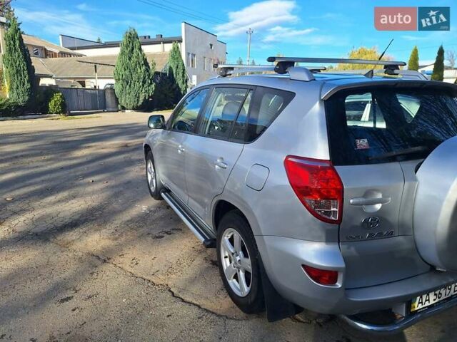 Серый Тойота РАВ 4, объемом двигателя 2 л и пробегом 146 тыс. км за 10600 $, фото 21 на Automoto.ua