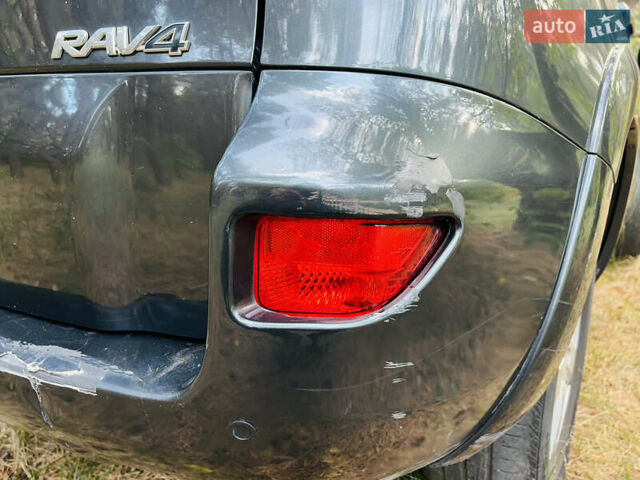 Серый Тойота РАВ 4, объемом двигателя 2.2 л и пробегом 300 тыс. км за 7300 $, фото 5 на Automoto.ua