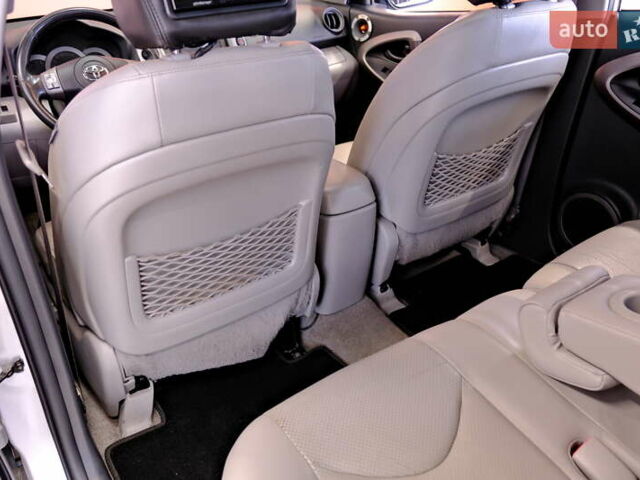 Сірий Тойота РАВ 4, об'ємом двигуна 2.36 л та пробігом 164 тис. км за 9900 $, фото 28 на Automoto.ua